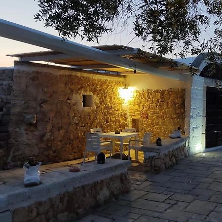 오스투니 Trullo Titti 빌라 외부 사진